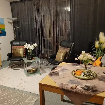 An Der Weinstrasse Apartment *